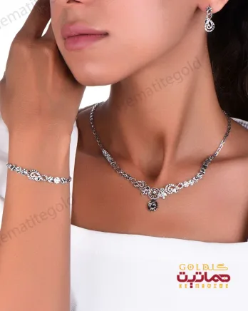 سرویس مارسی ملیکا